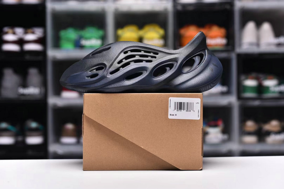 adidas Yeezy Foam RNNR Mineral Blue GV7903