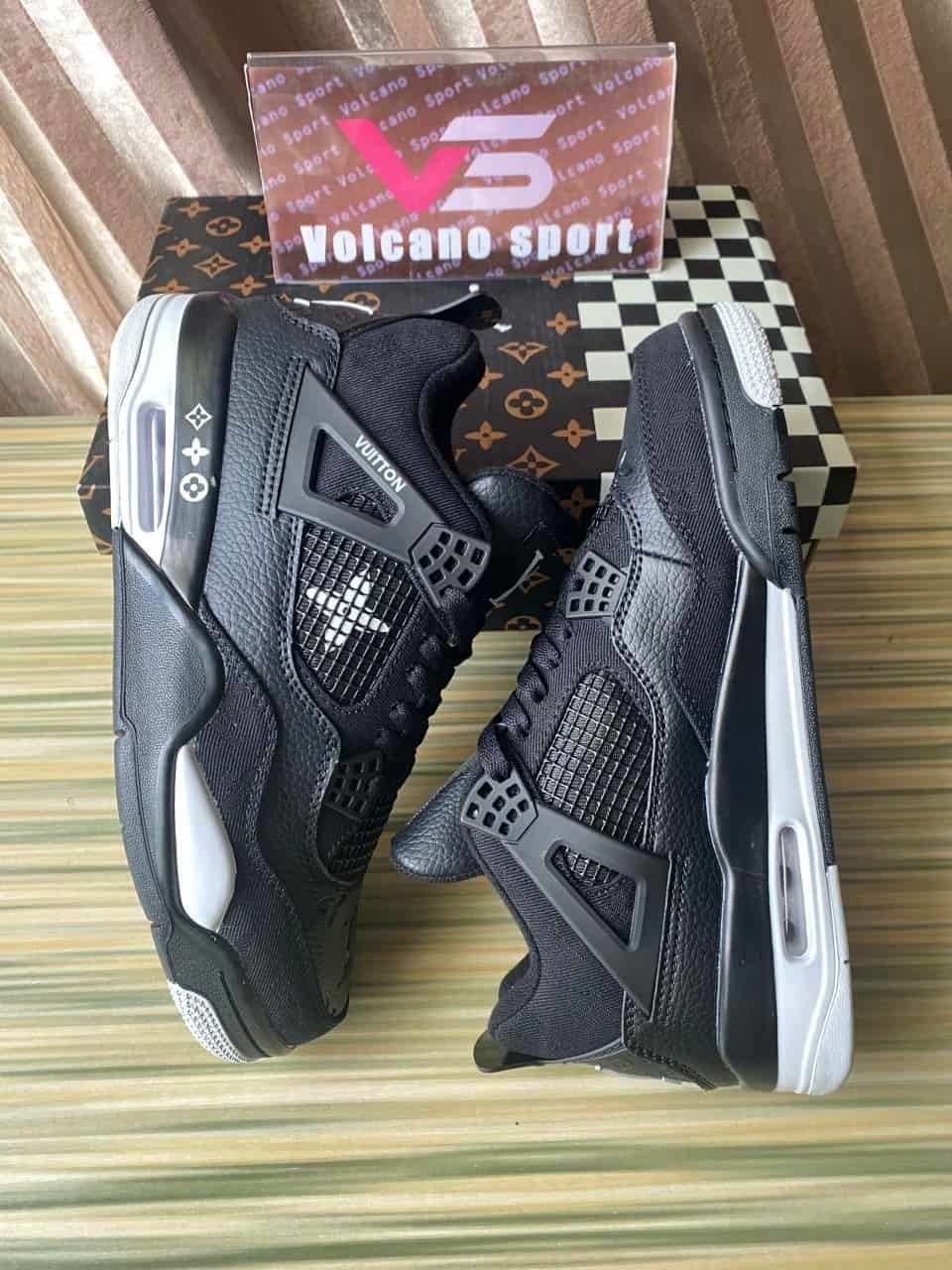 Jordan 4 X LV