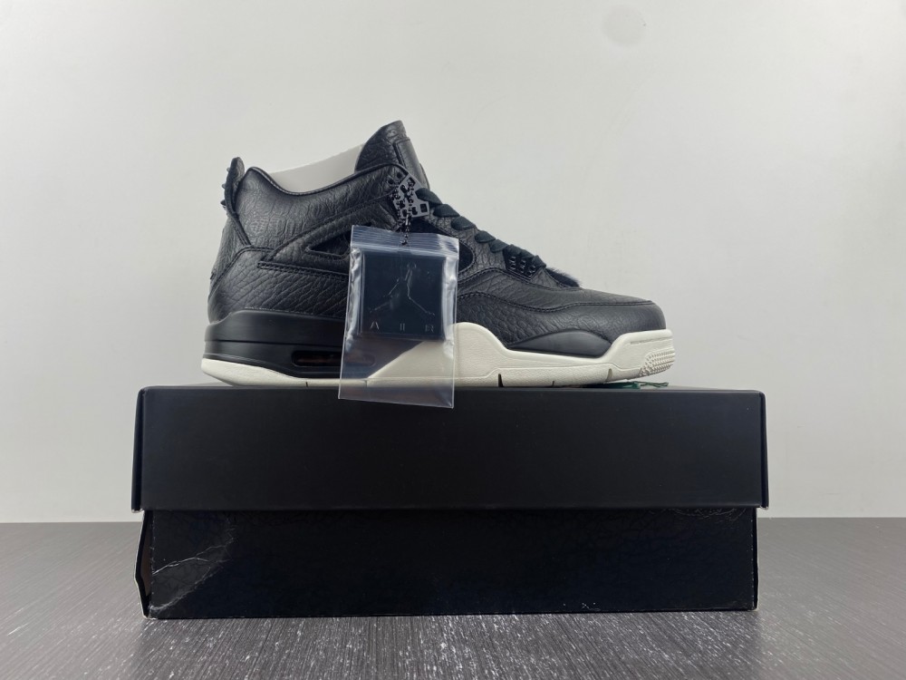 Air Jordan 4 Premium “Black”819139-010