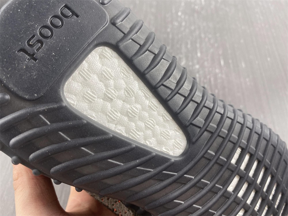 Yeezy Boost 350 V2 Carbon Beluga