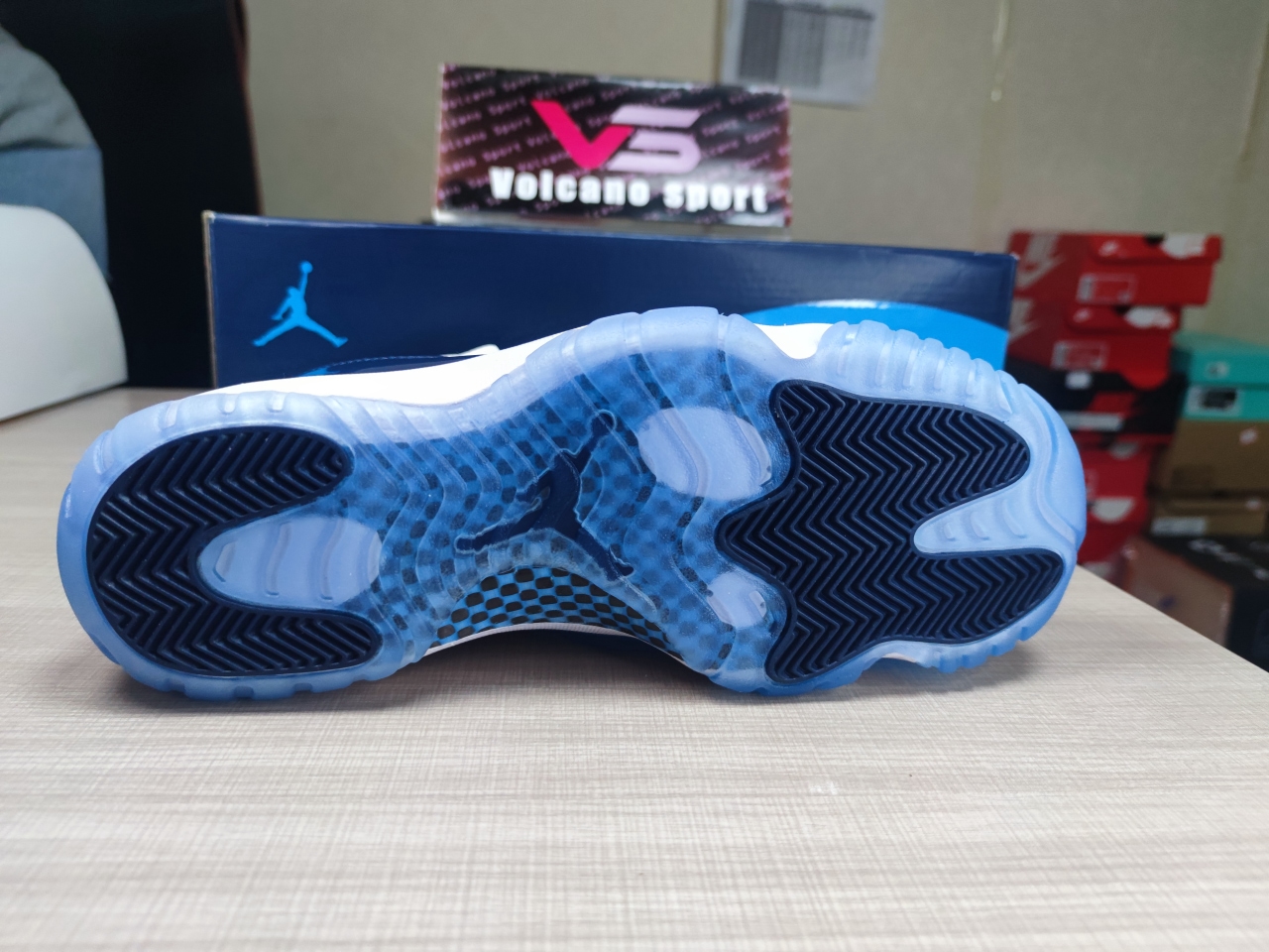 Jordan 11 Retro UNC Win Like 82 378037-123