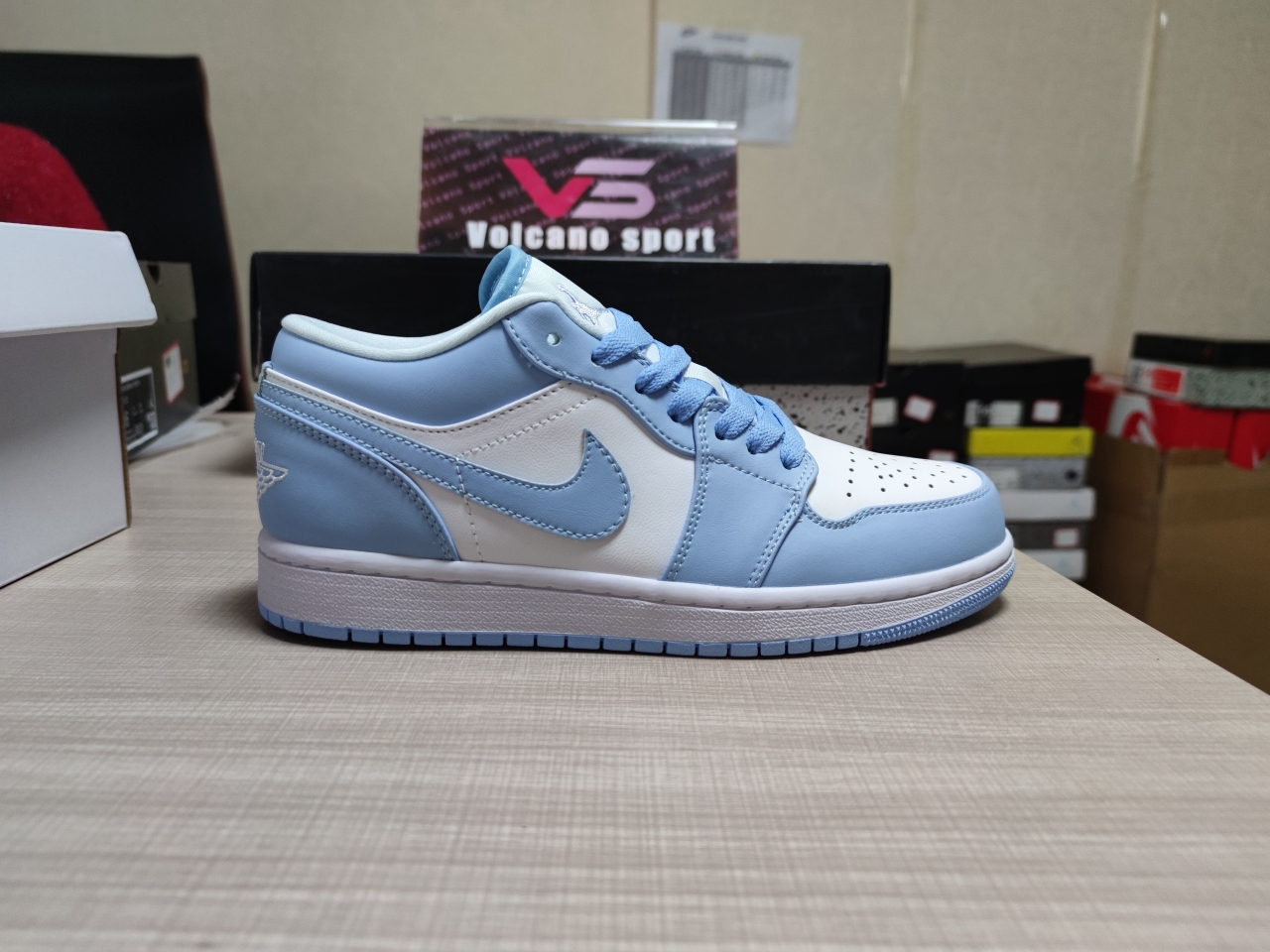 Jordan 1 Low Aluminum DC0774 141