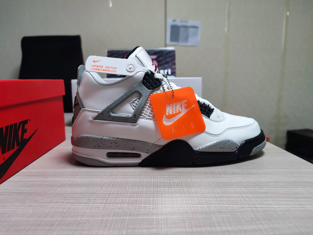 Jordan 4 Retro White Cement 840606 192