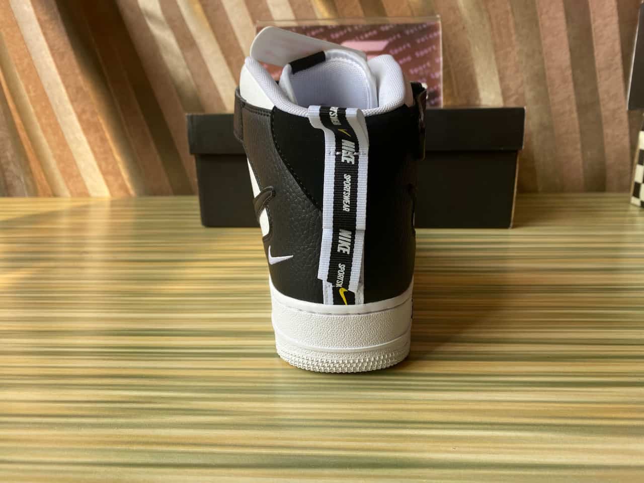 Air Force 1 Mid Utility White Black 804609-103