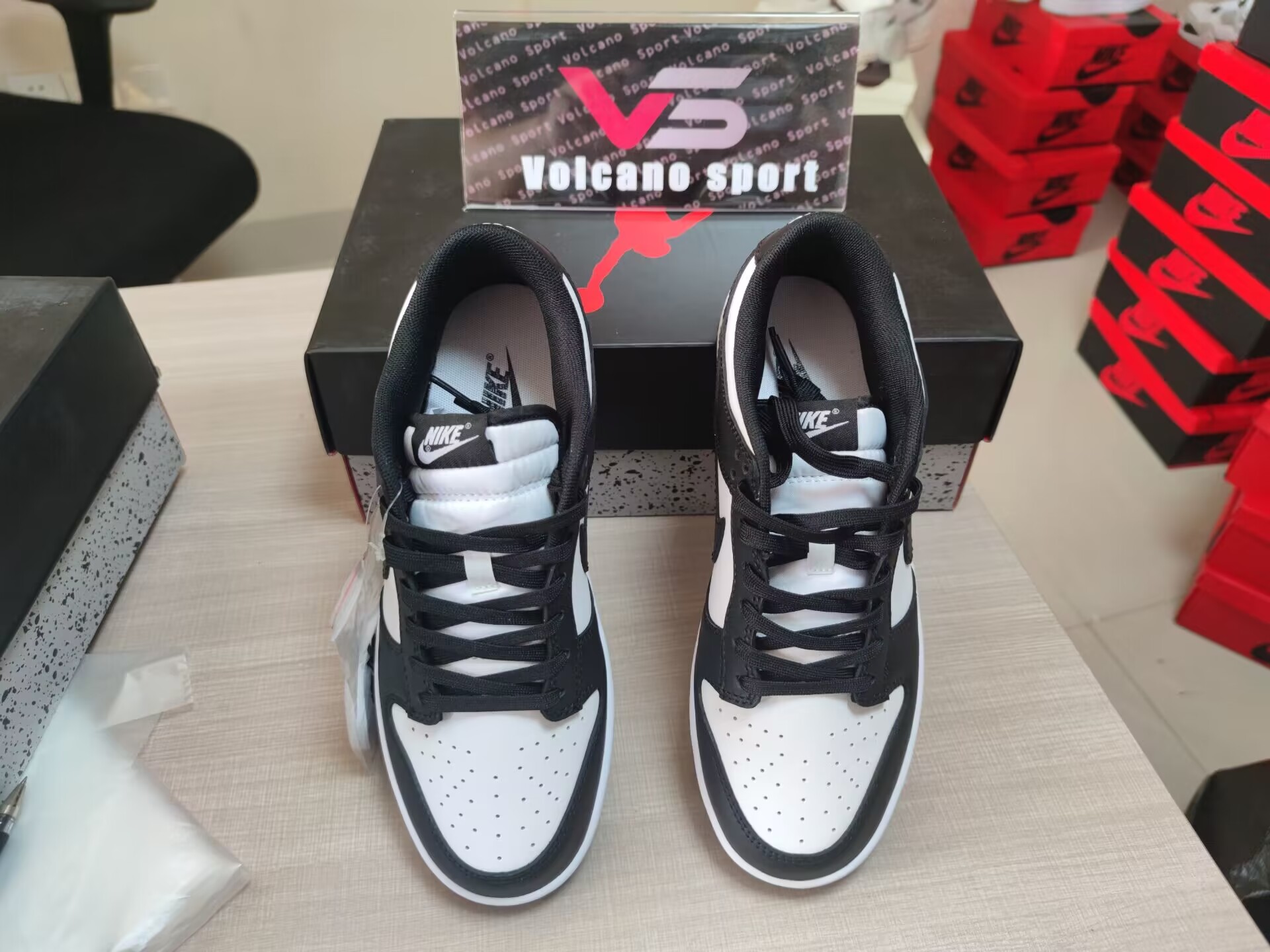 SB Dunk Low prm DD1391-100