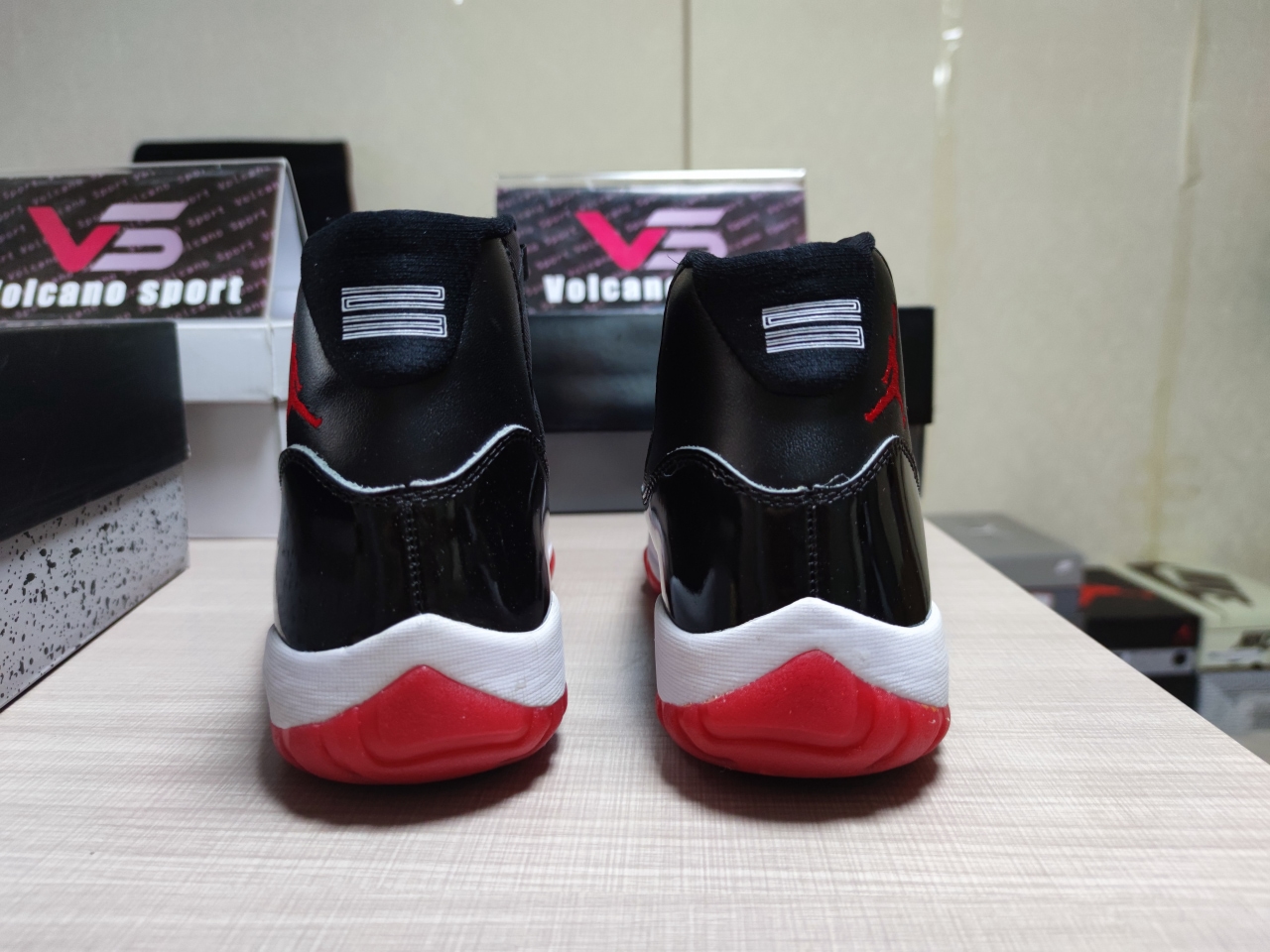 Jordan 11 “Bred” 378037-061