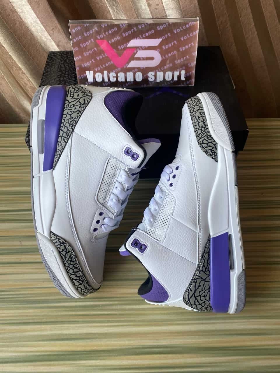 Jordan 3 Retro Dark Iris CT8532-105