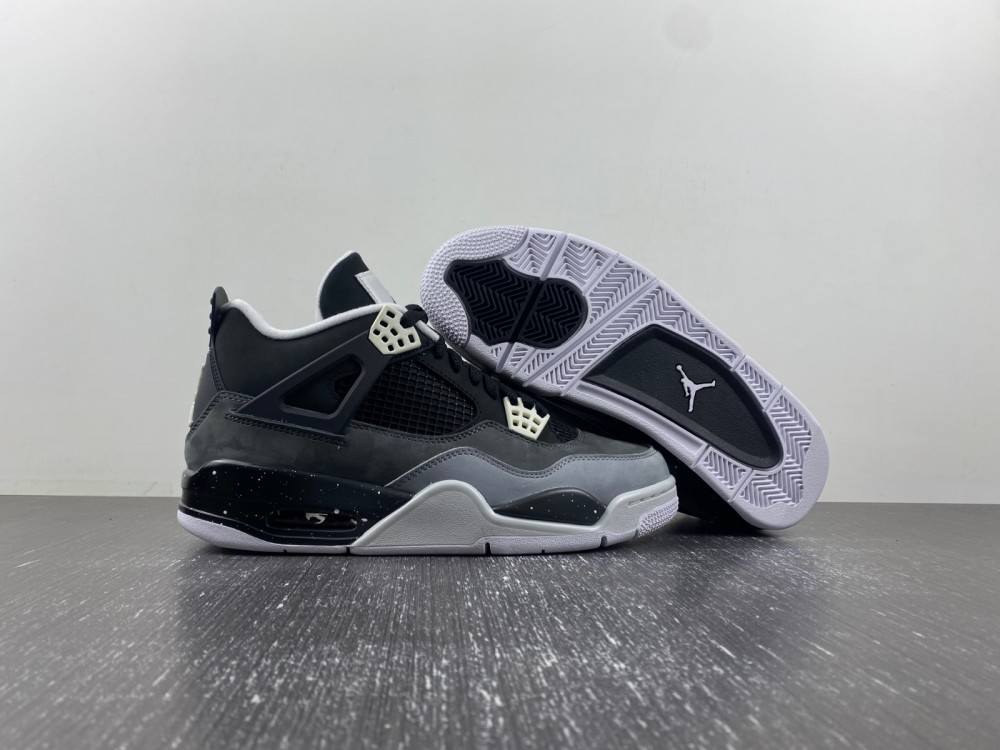 AIR JORDAN 4 RETRO 'FEAR'