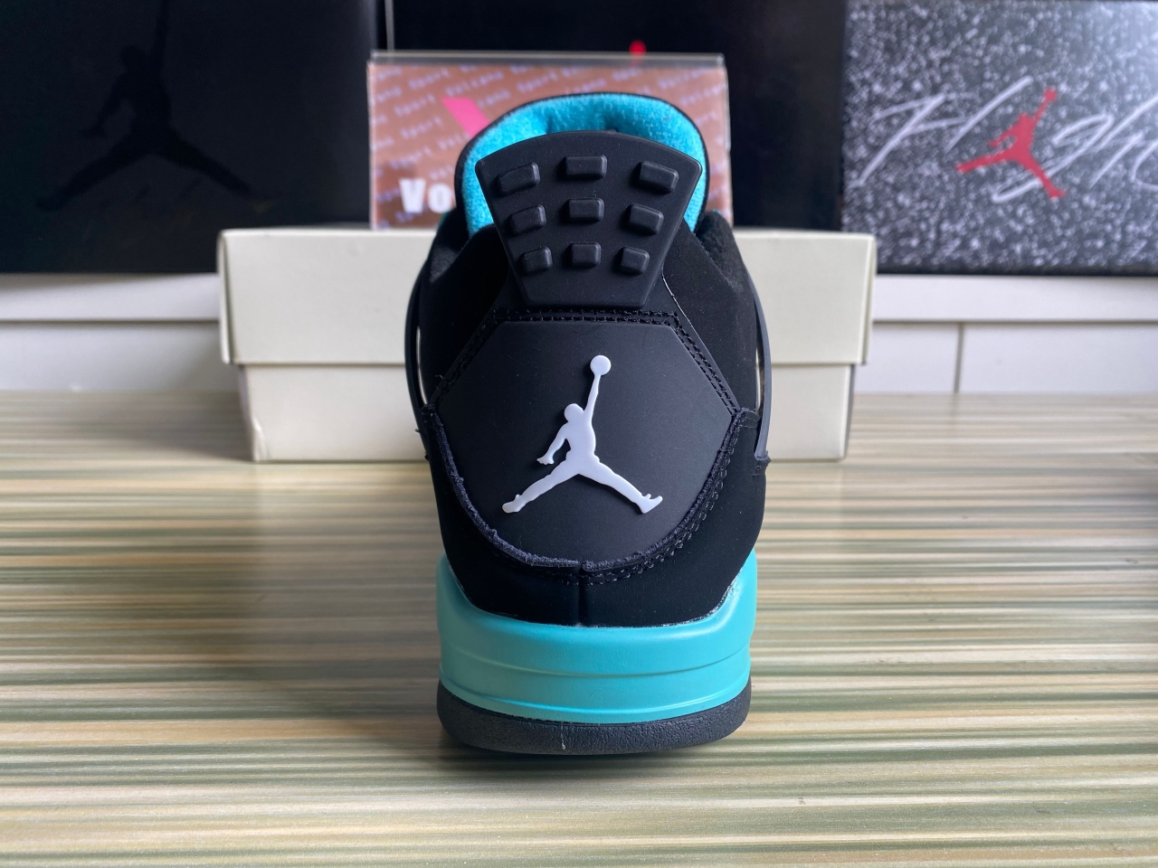 Jordan 4 XTiffany Black and Green BQ7669-132