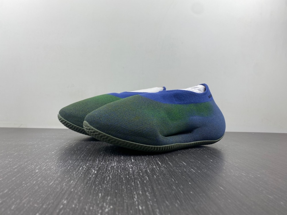 Yeezy Knit RNR Faded Azure