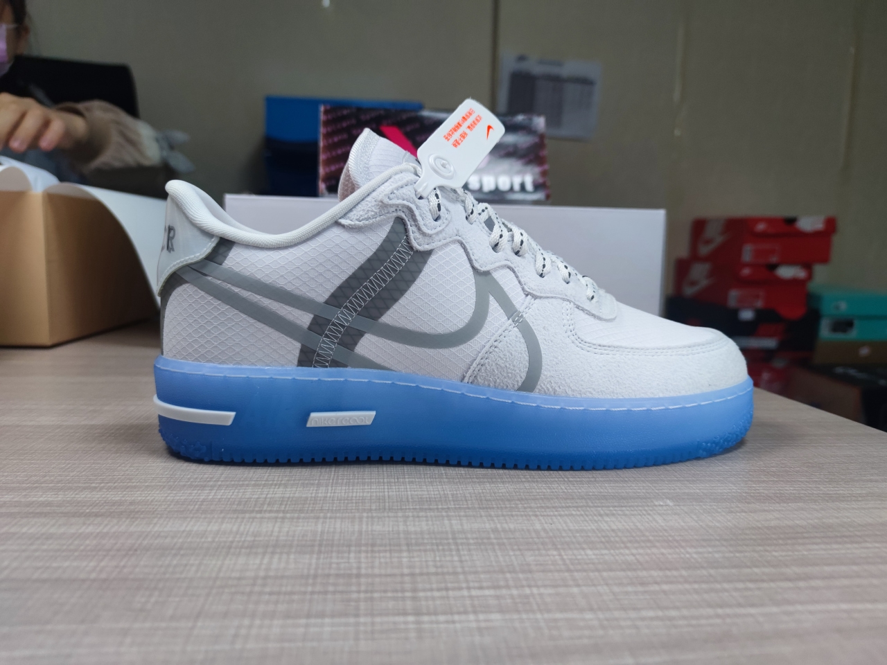 Air Force 1 React White Light Bone CQ8879-100