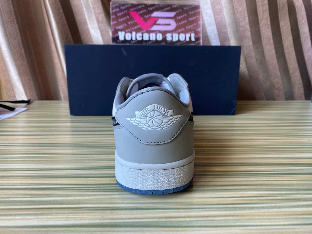 Di0r x Jordan 1s Low