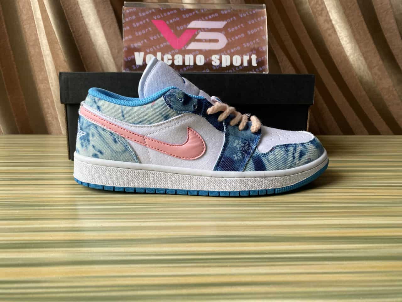 Air Jordan 1 Low Washed Denim/White-Pink DM8947-100