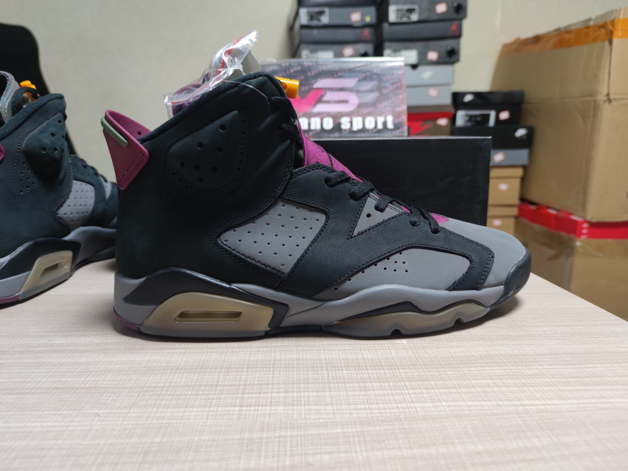 Jordan 6 Retro Bordeaux CT8529 063