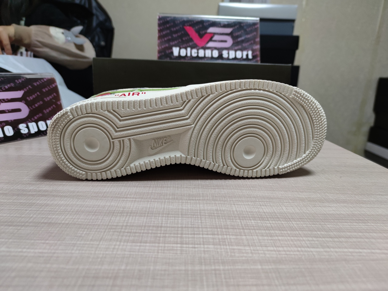 LV x Air force 1 1A9V8H