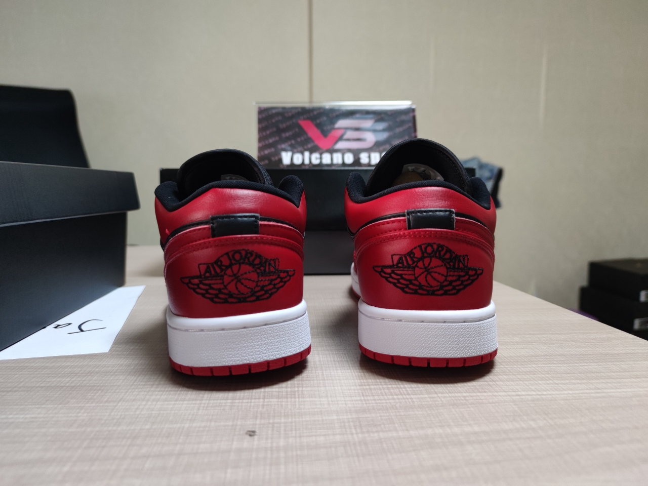 Jordan 1 Low“ Varsity Red”553558 606