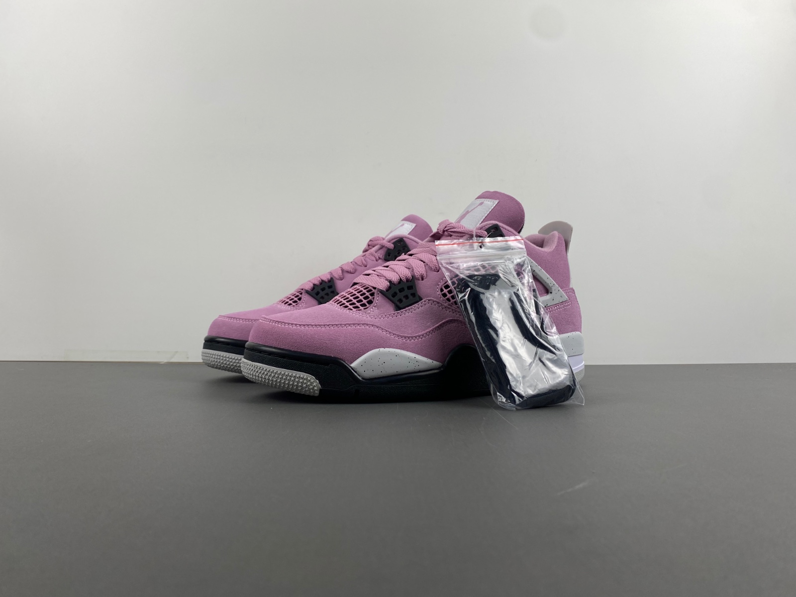Air Jordan 4 Retro Orchid Women's Pink Sneakers - New Model