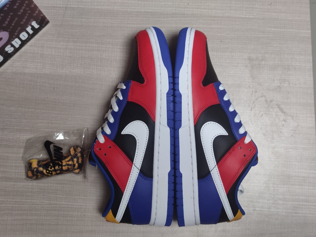 Dunk Low Tennessee State University DR6190 100