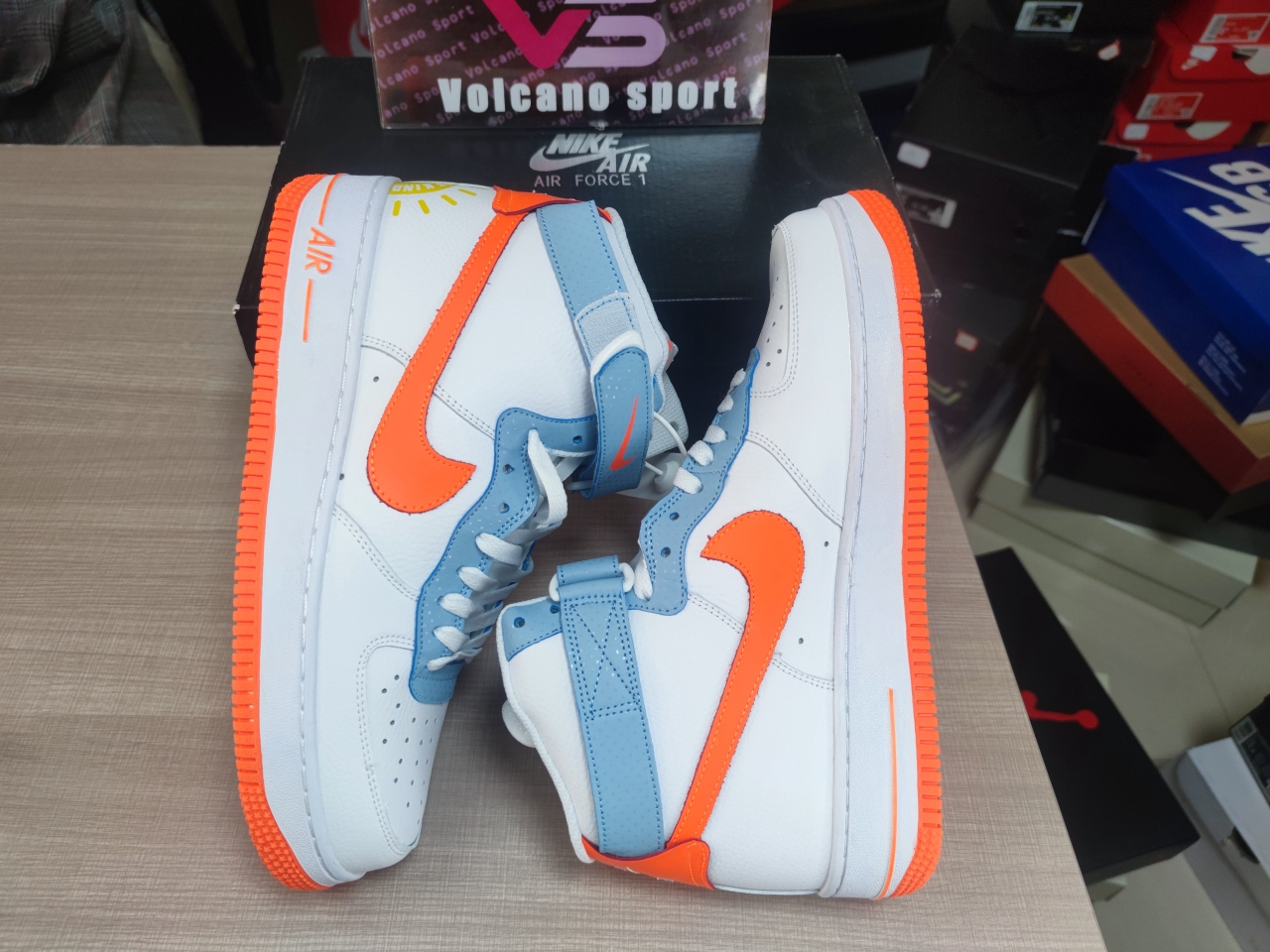 Air Force 1 High Kindness Day DC2198-100