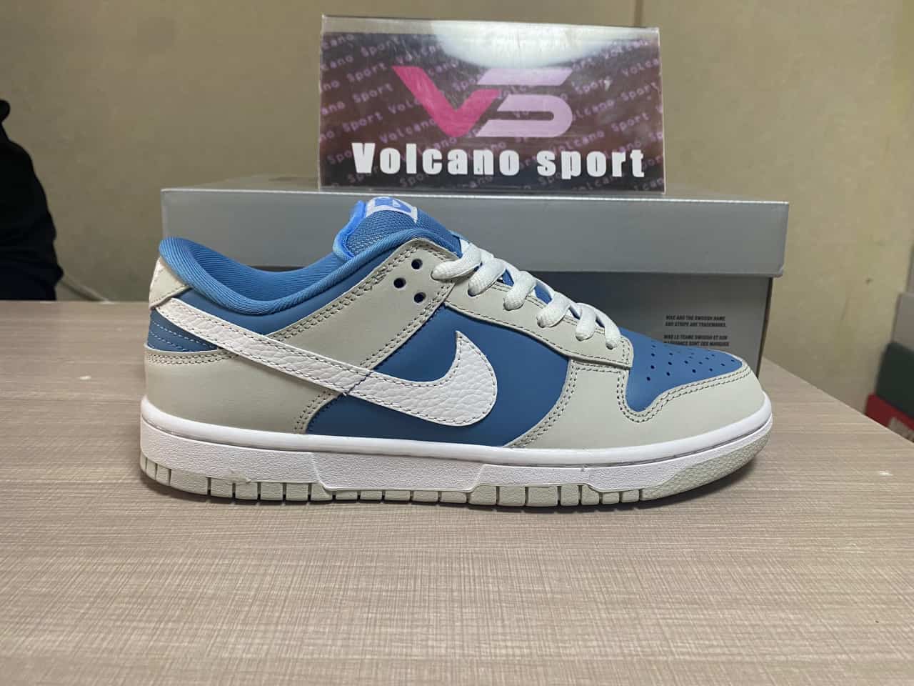 Nike SB Dunk Low Light Grey White Blue 308269-107