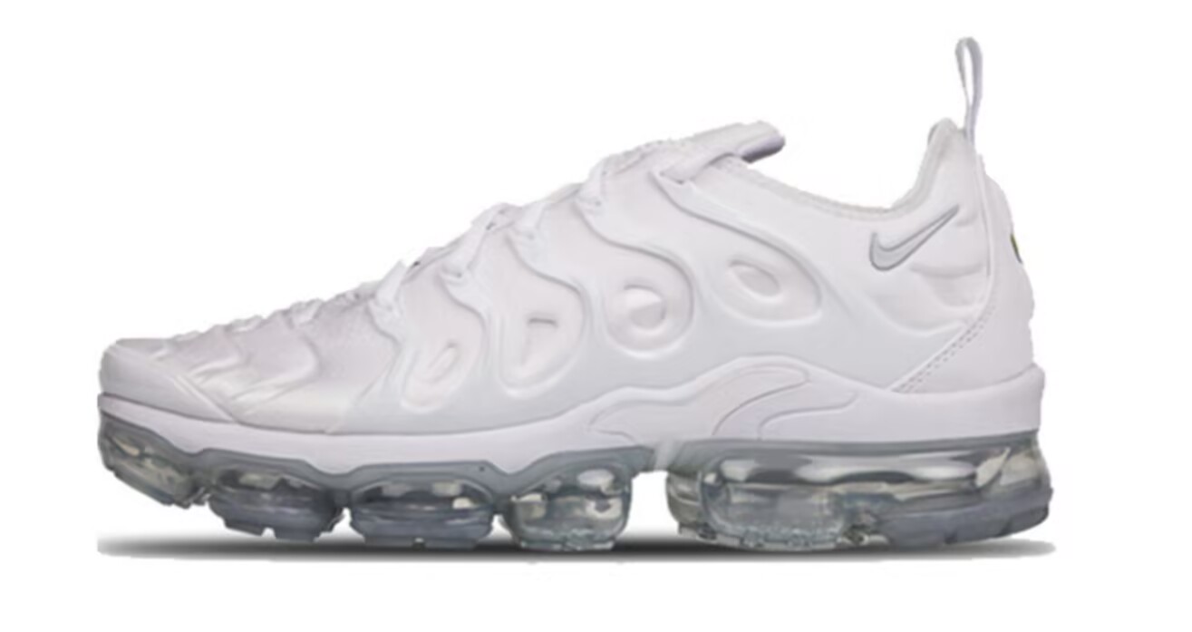 Air Vapormax plus white