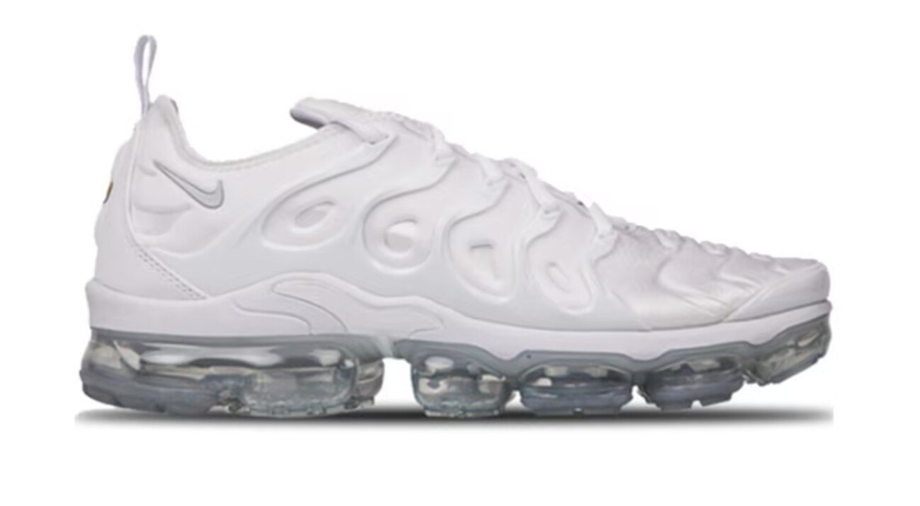 Air Vapormax plus white