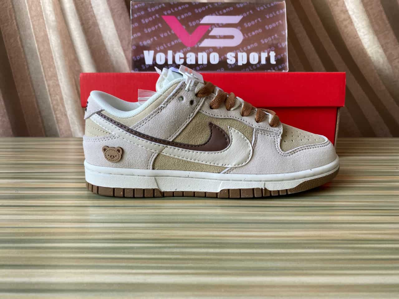 Dunk Low SE 85 White/Light Brown/Beige DO9457-100