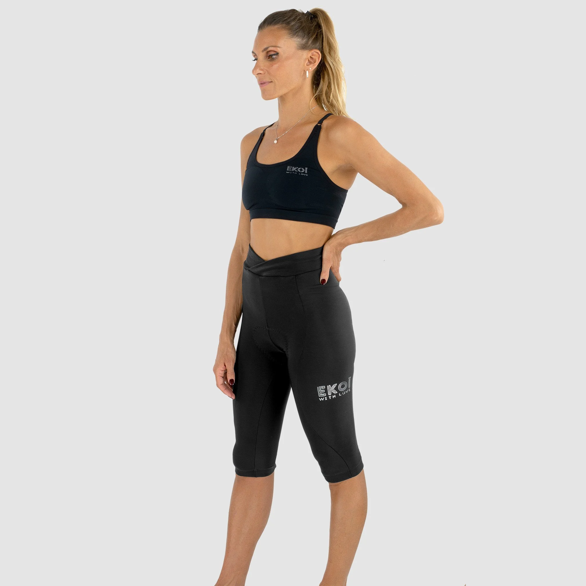 EKOI Women's black 3/4 bib knicks