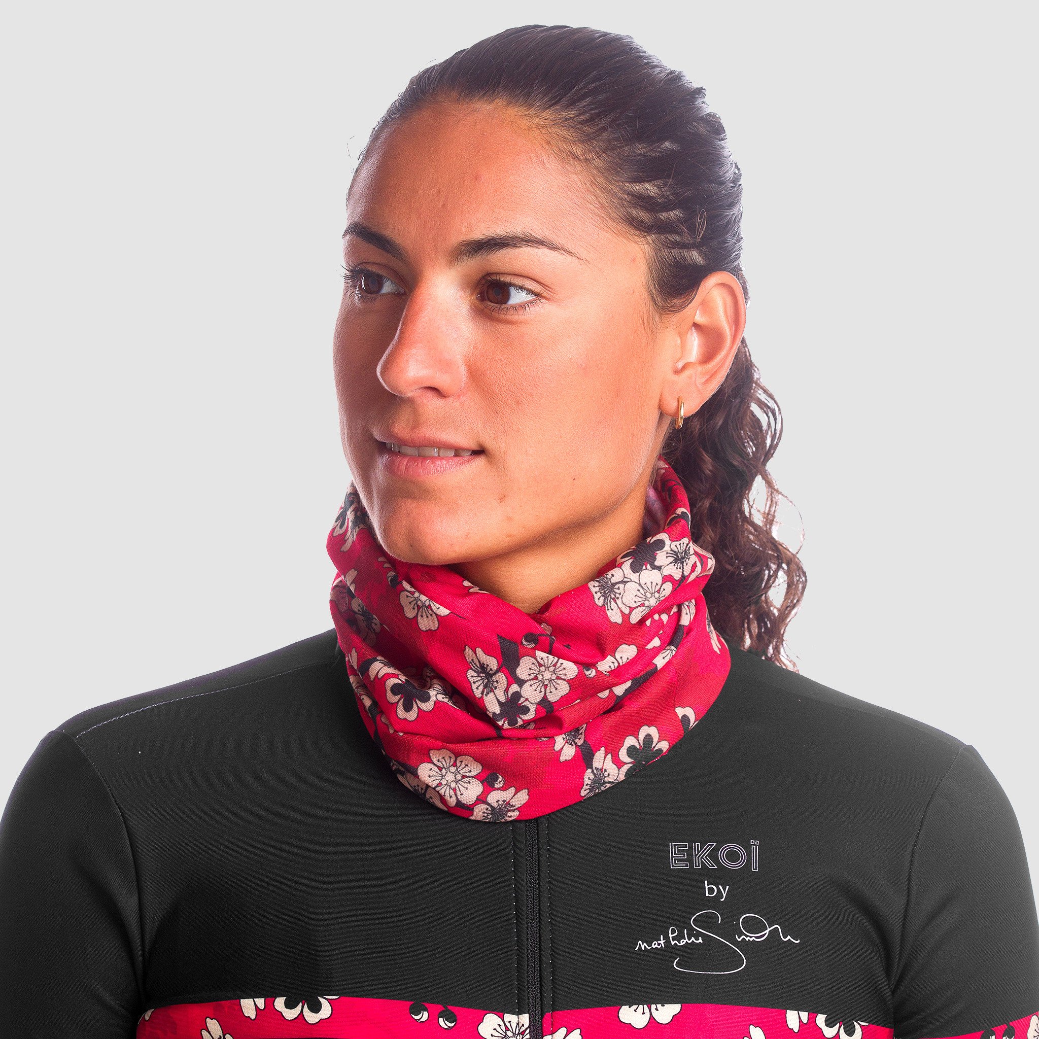 Nathalie Simon red neck tube by