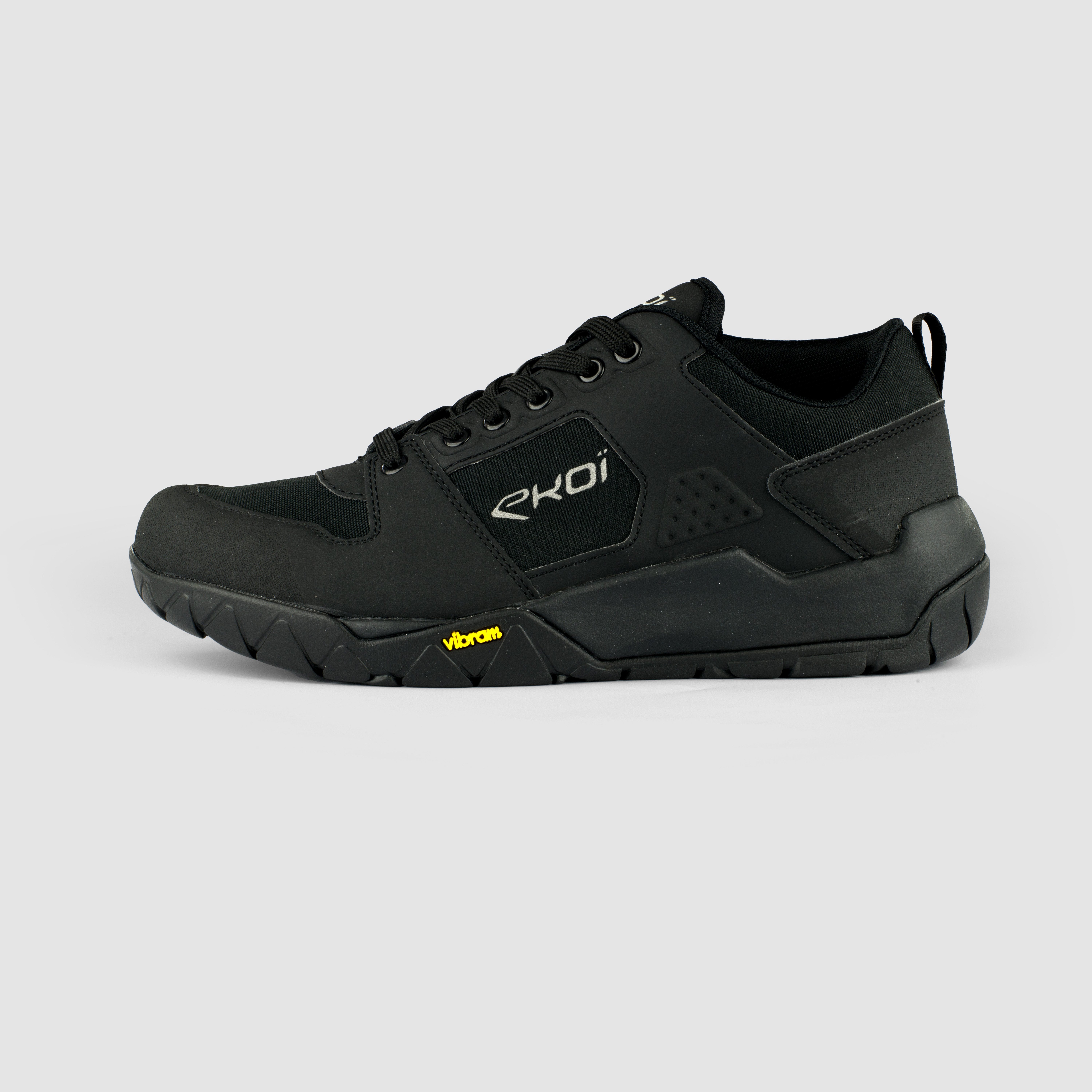 EKOI GE S4 FLAT shoes