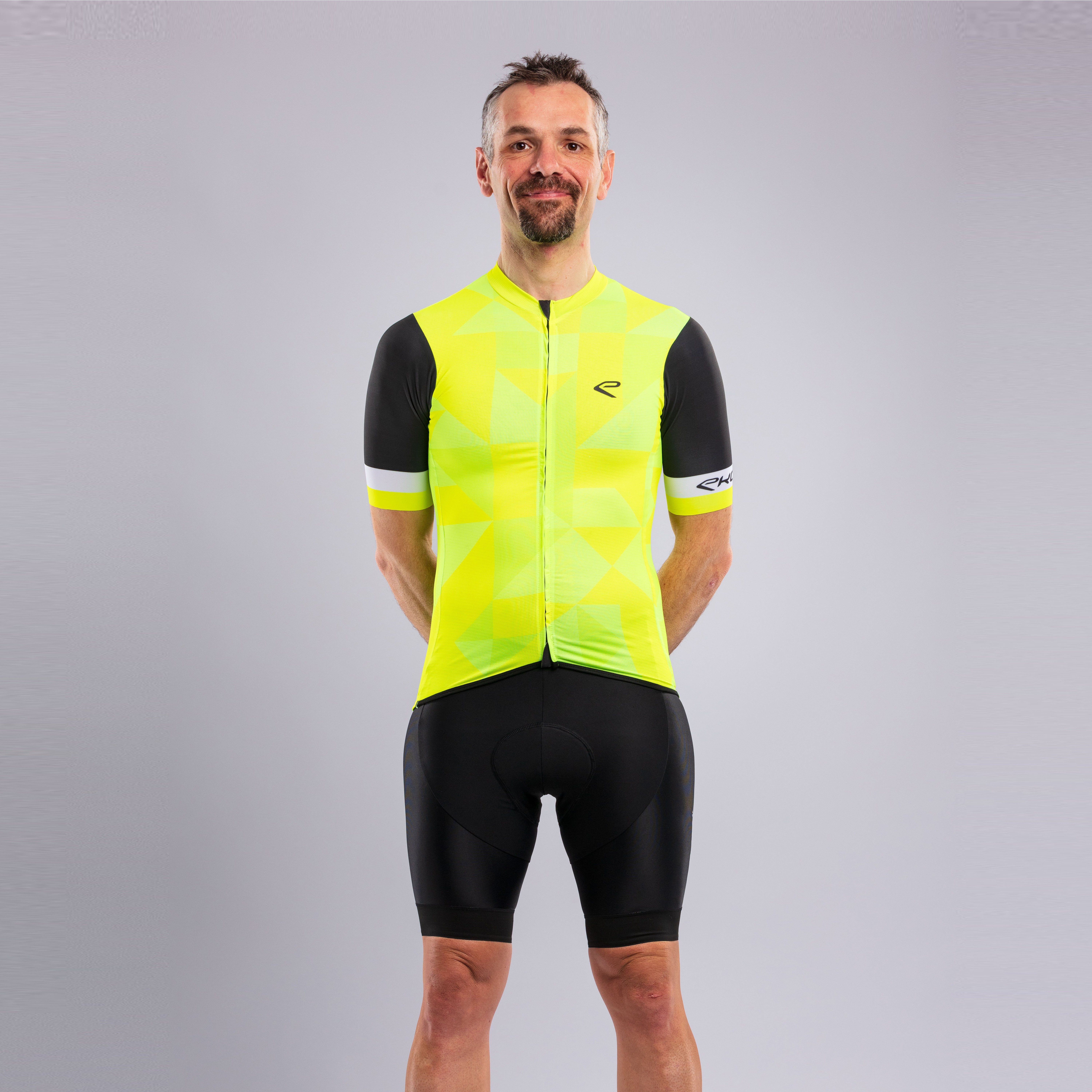 EKOÏ DIAMOND neon yellow jersey and black V-light bib shorts combo