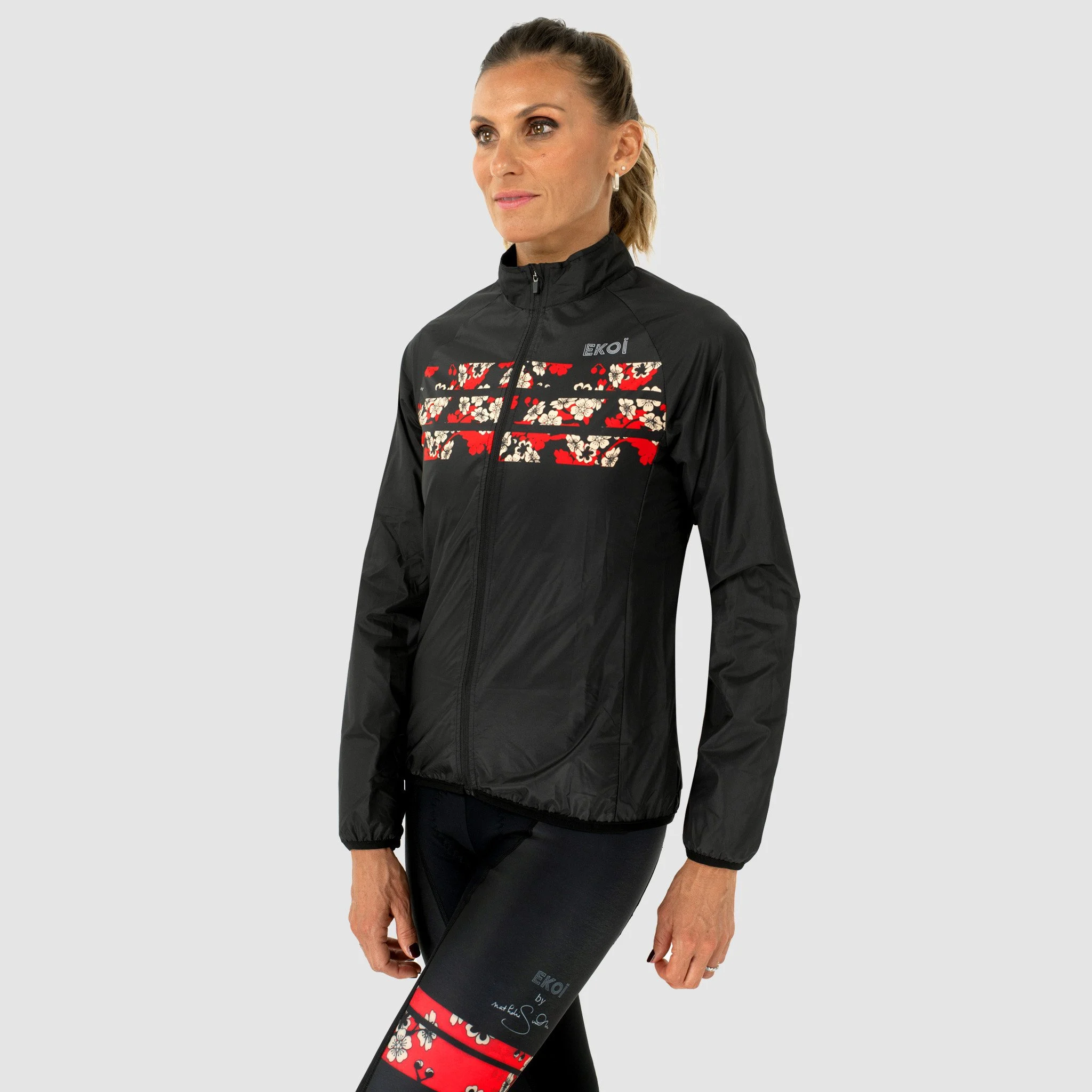 Nathalie Simon Black windproof jacket by EKOÏ