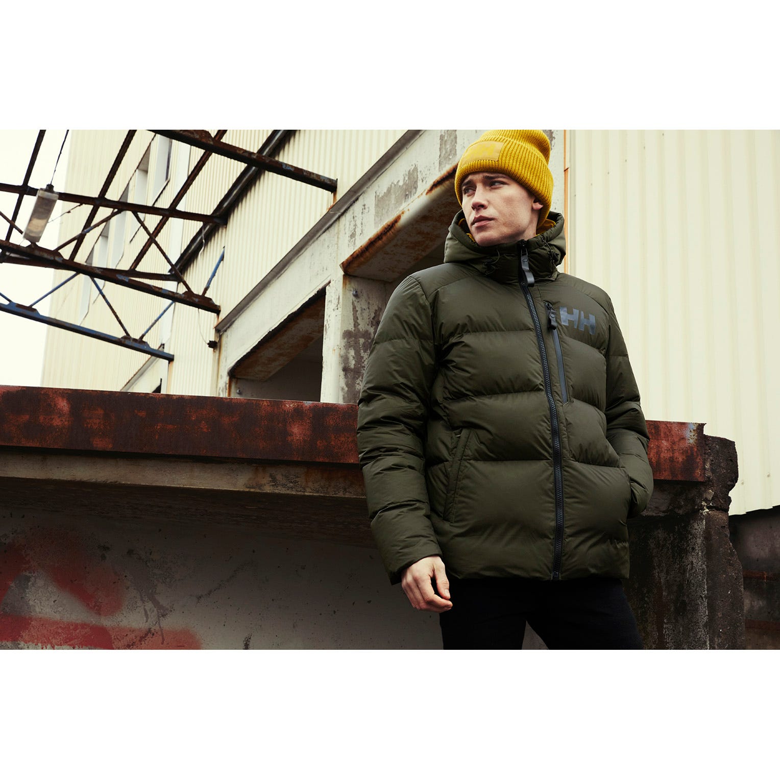 ACTIVE REVERSIBLE JACKET AOP