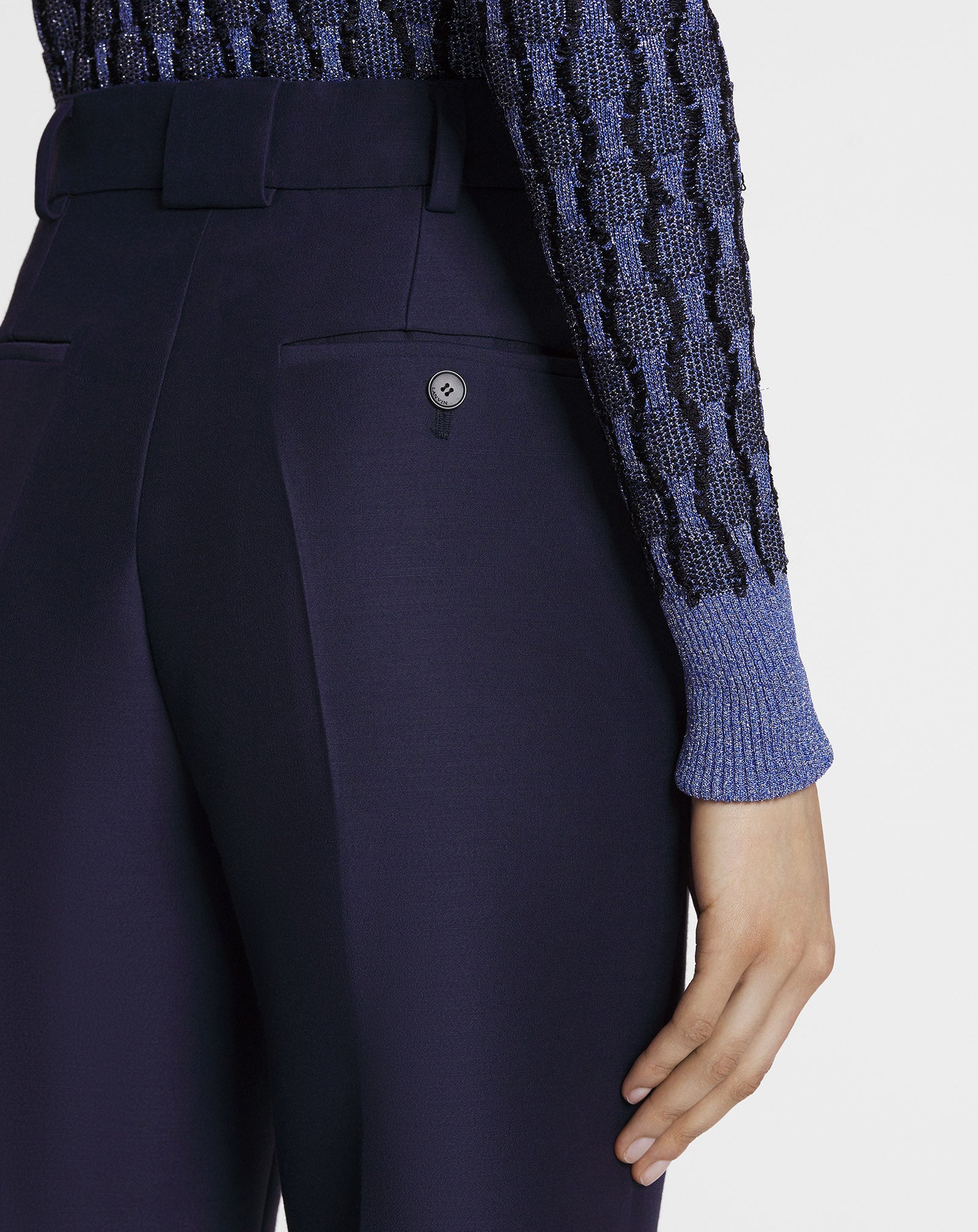 Flared cropped pants