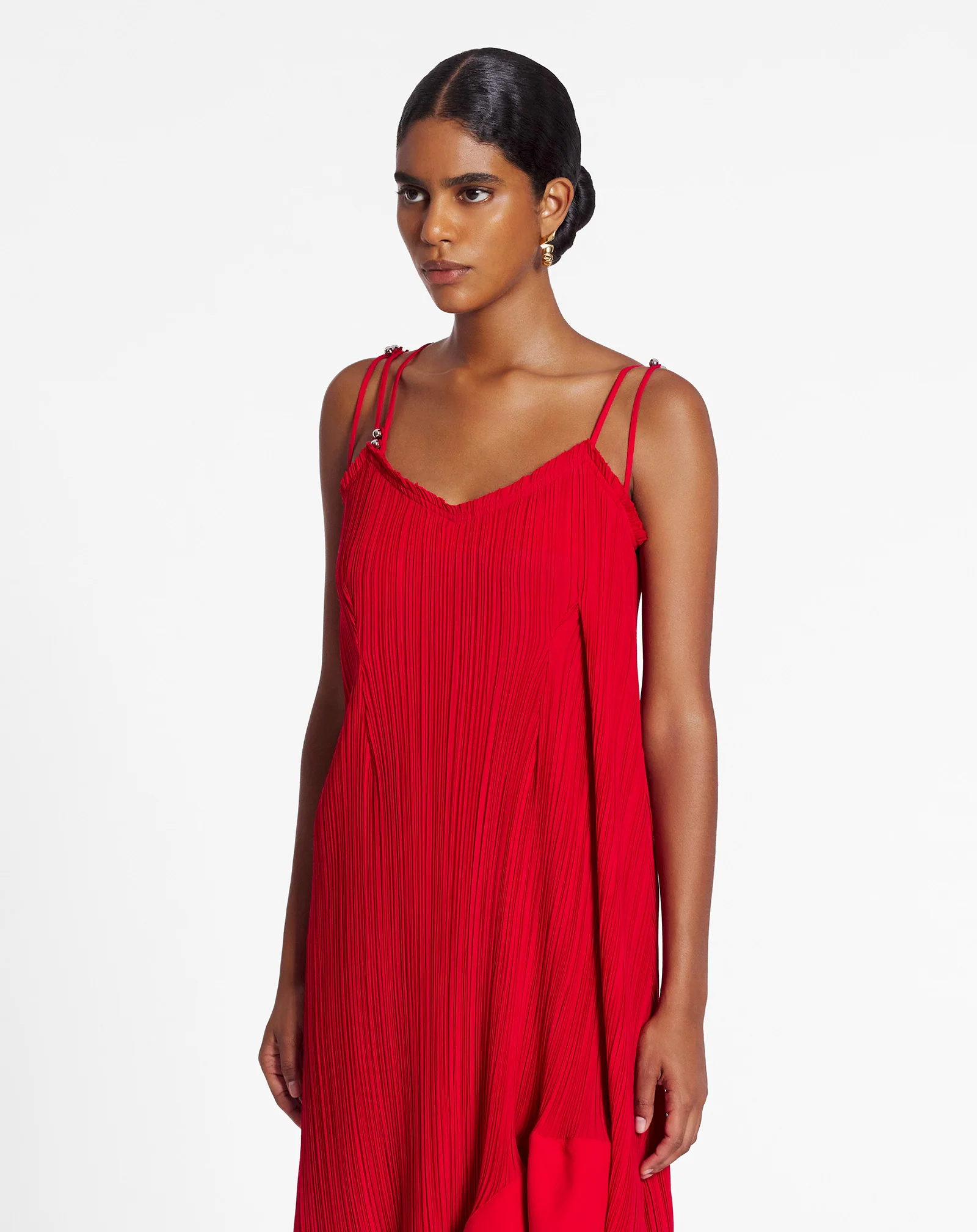 Pleated dress with straps