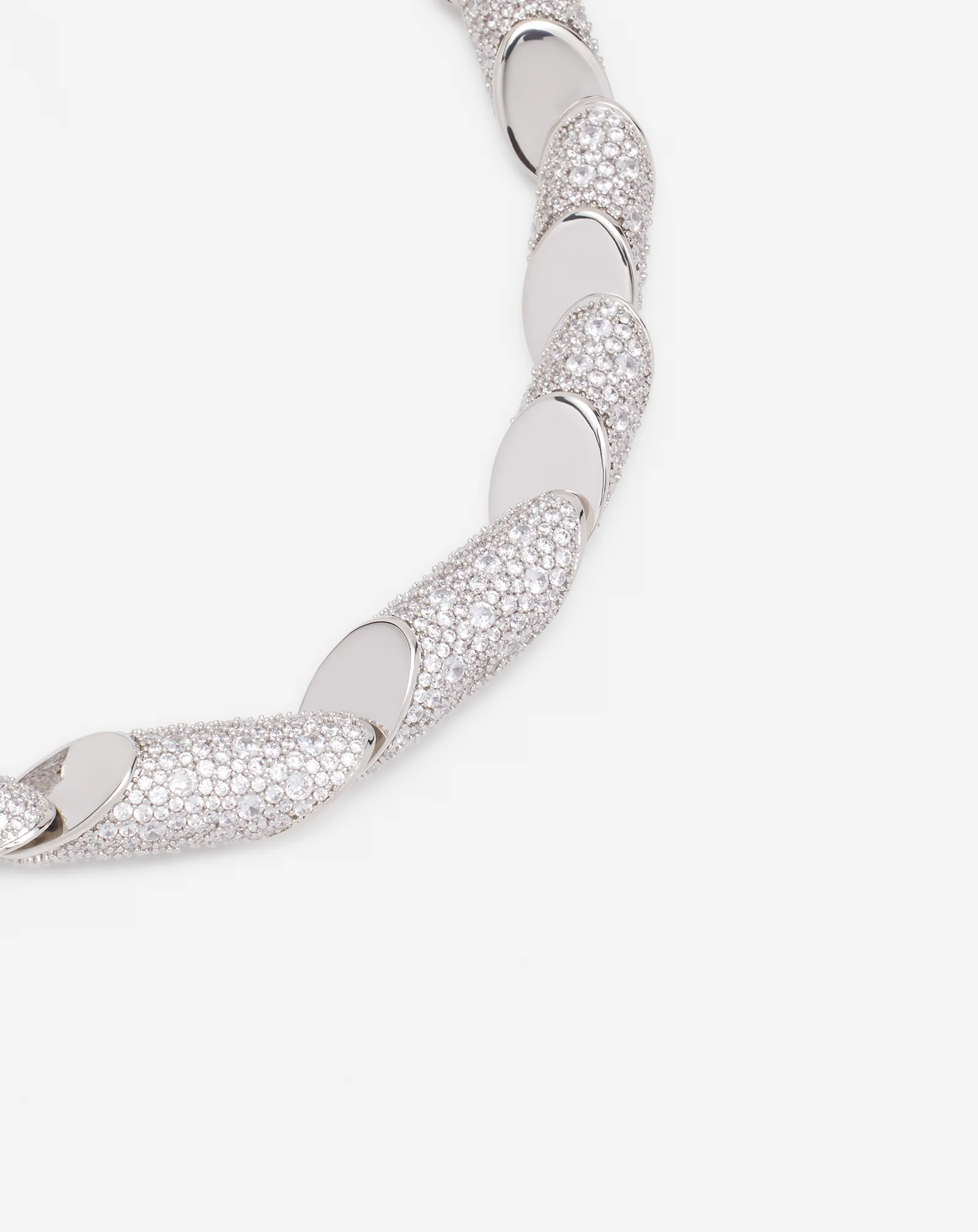 Haute séquence rhinestone necklace