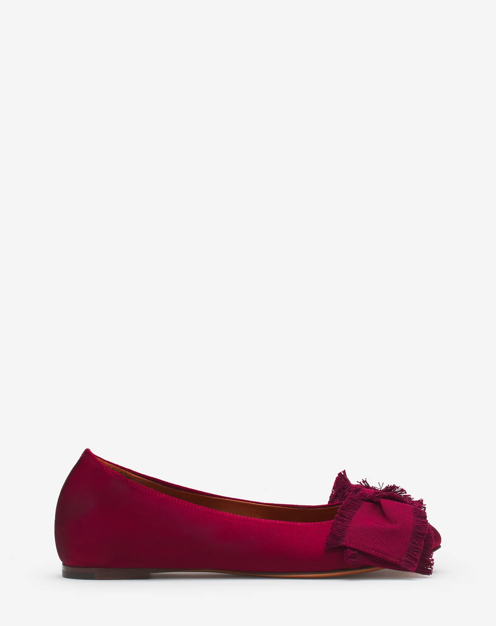 Ballerina flat with a satin bow