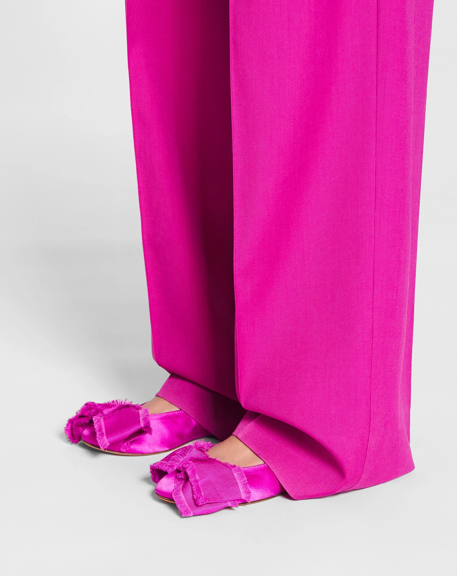 Ballerina flat with a satin bow