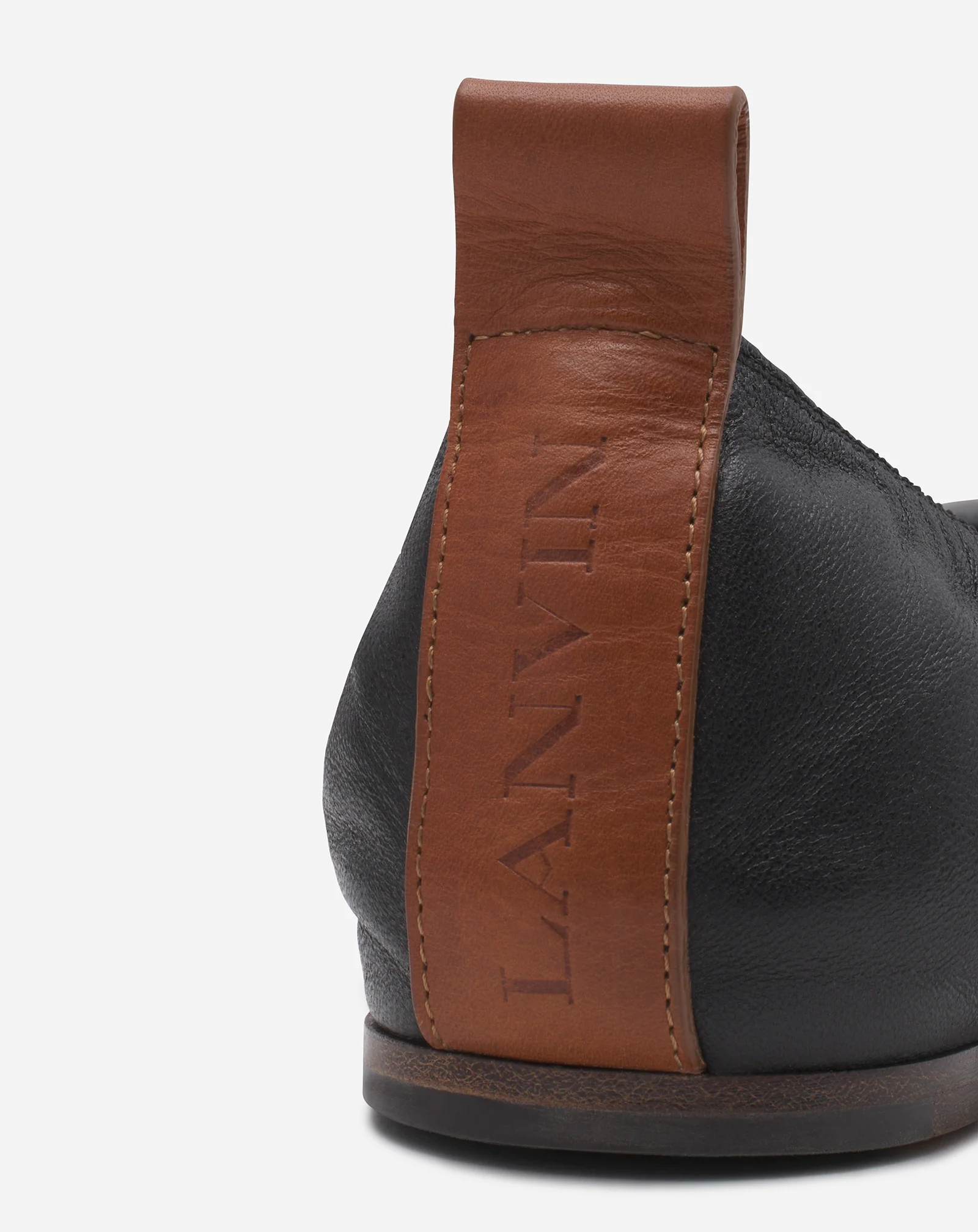 The leather ballerina flat