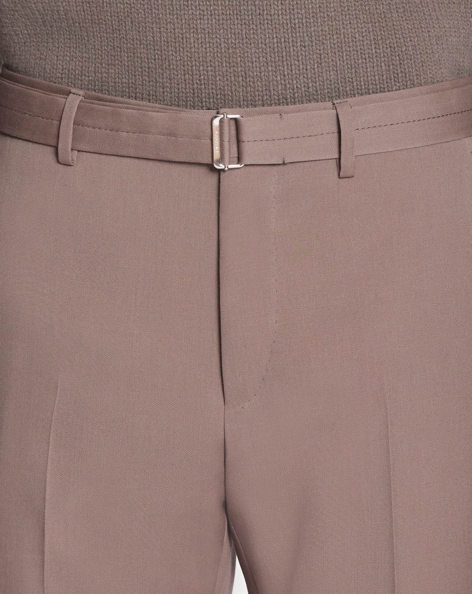 Suit pants with belt
