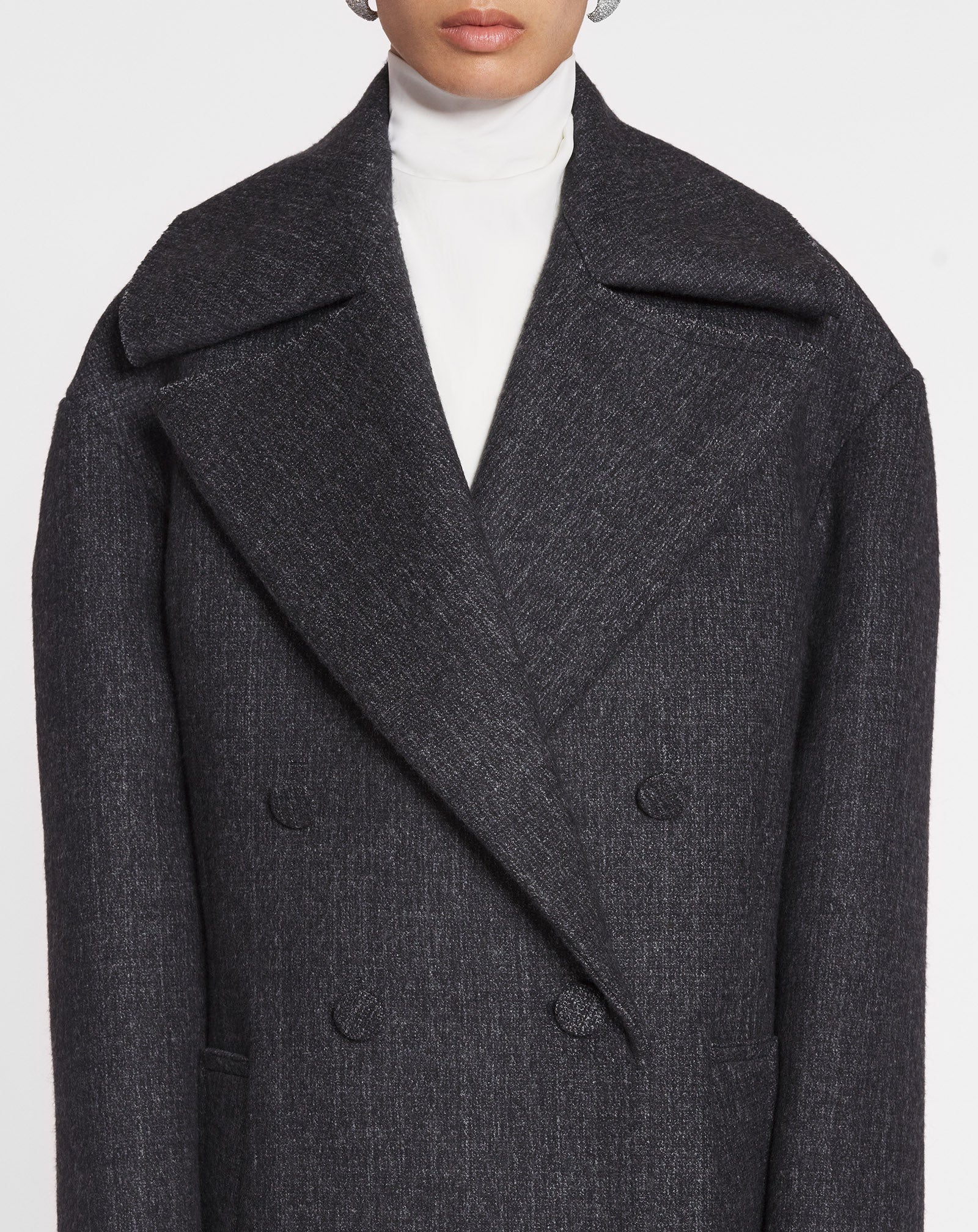 Loose-fit two-tone coat