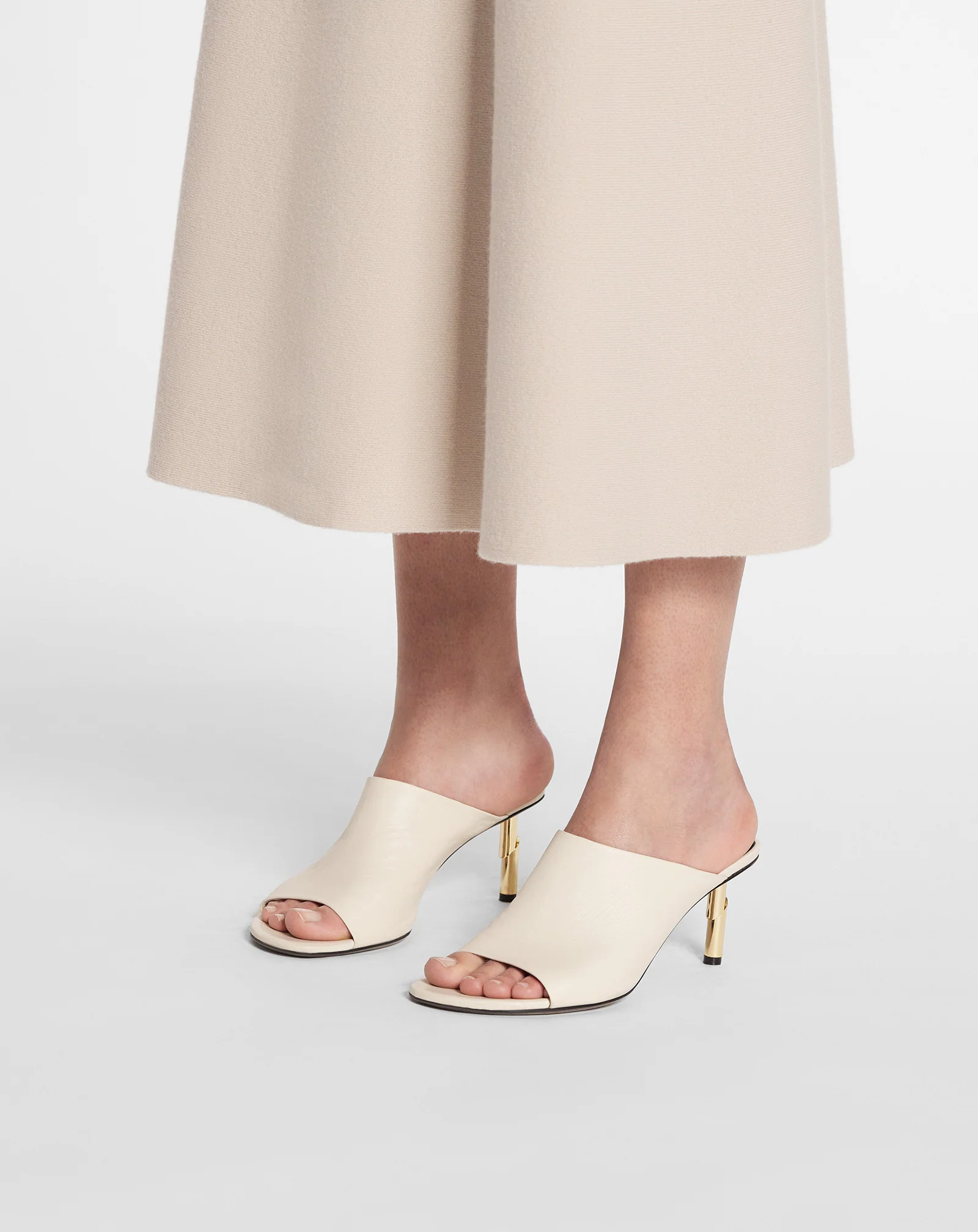 Leather sequence by lanvin mules