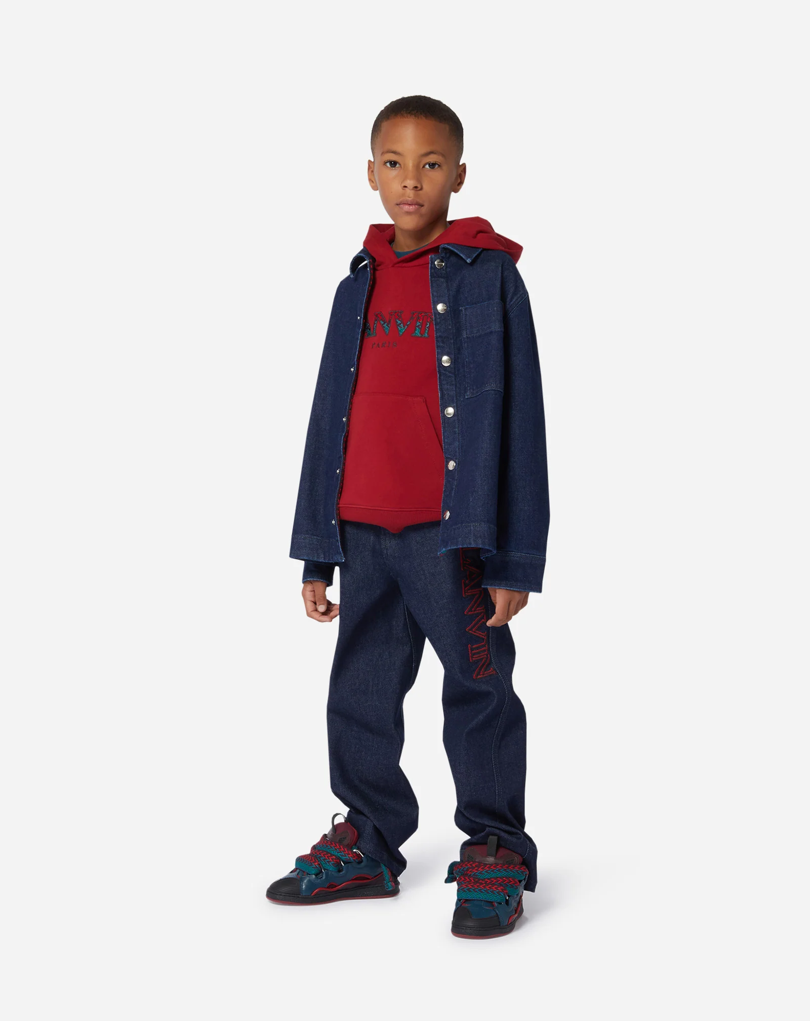 Jeans with embroidered logo