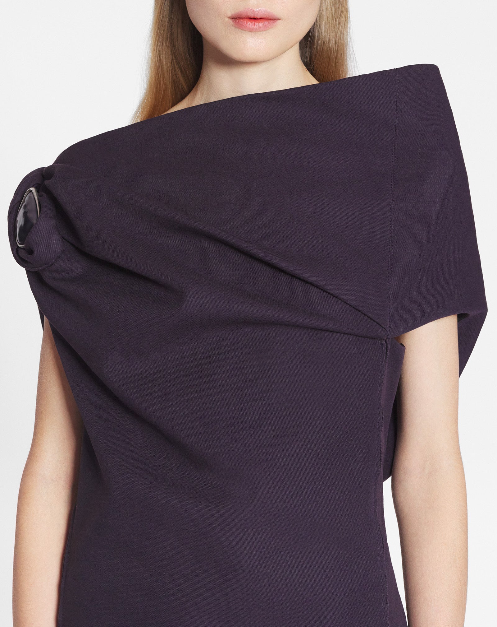 Asymmetrical top