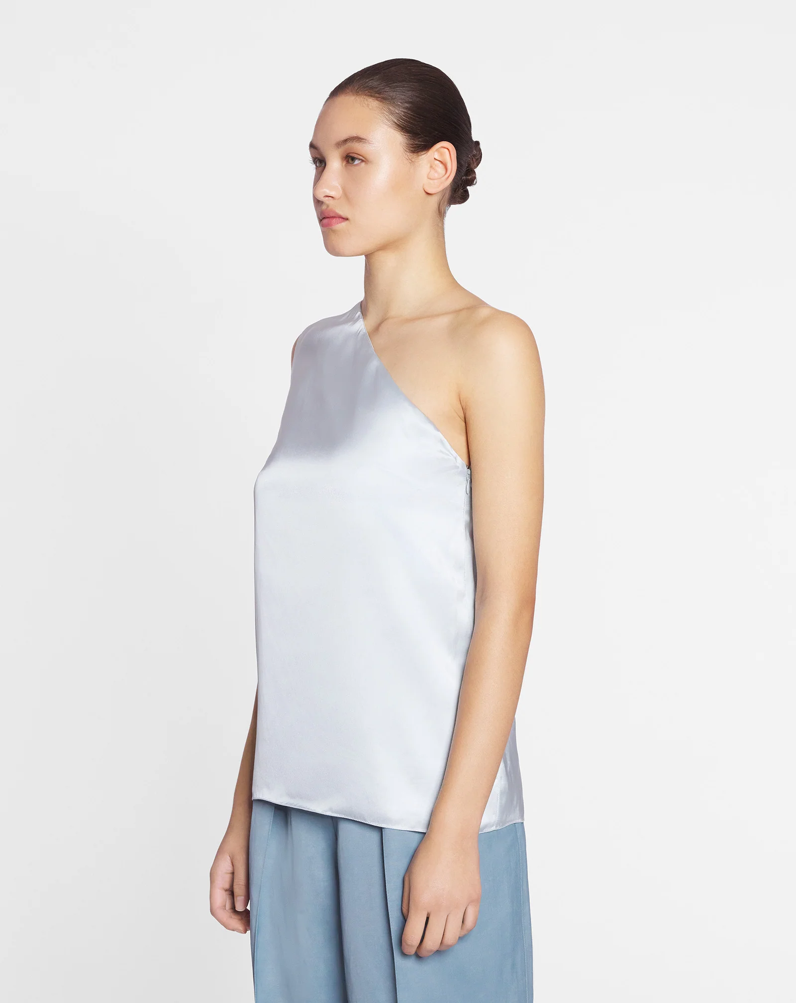 Asymmetrical top with ribbon detail