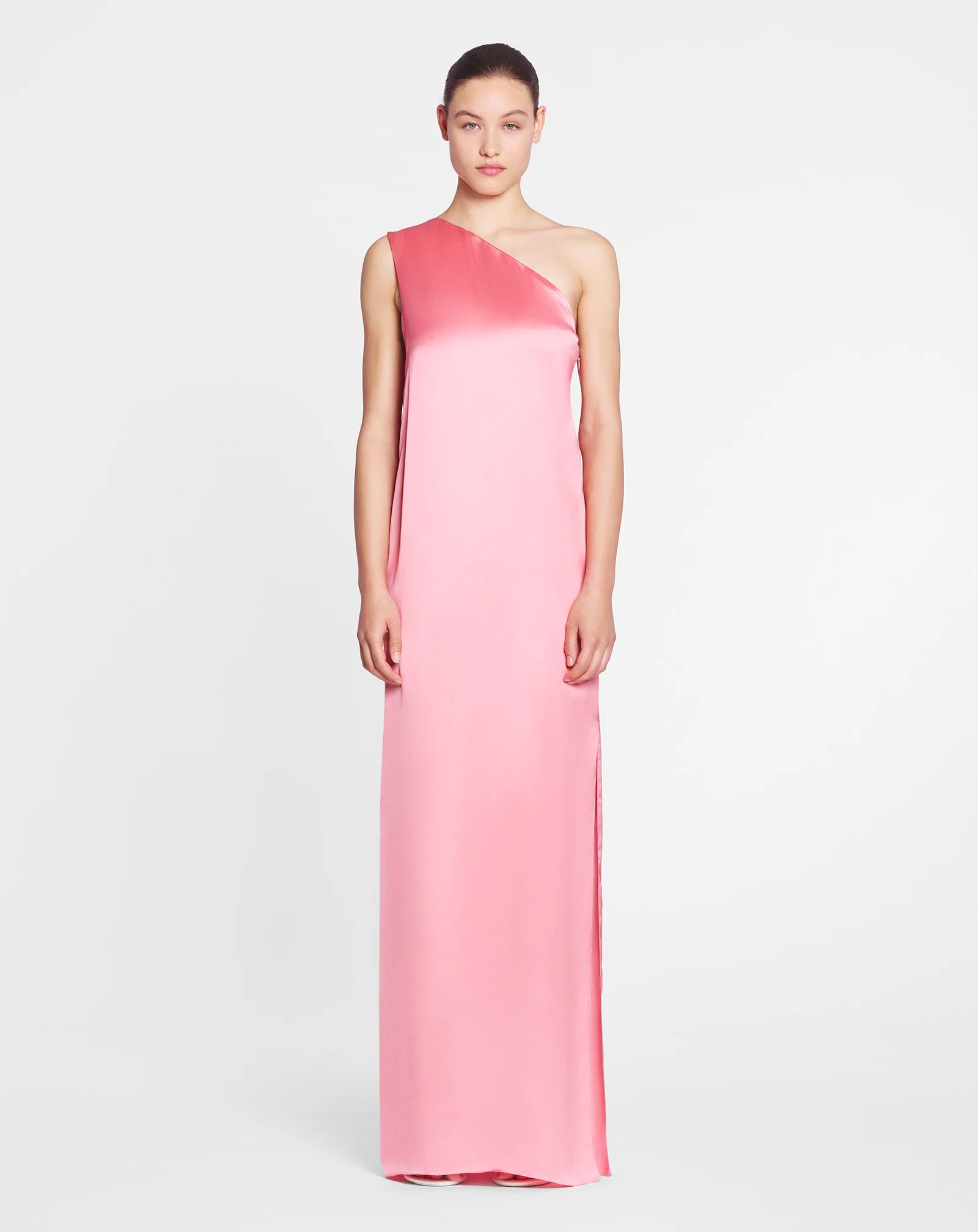 Asymmetrical long dress with ribbon detail