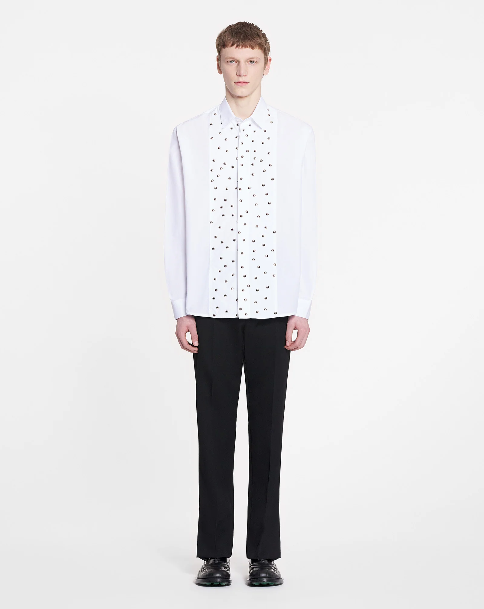 Loose-fit studded bib shirt