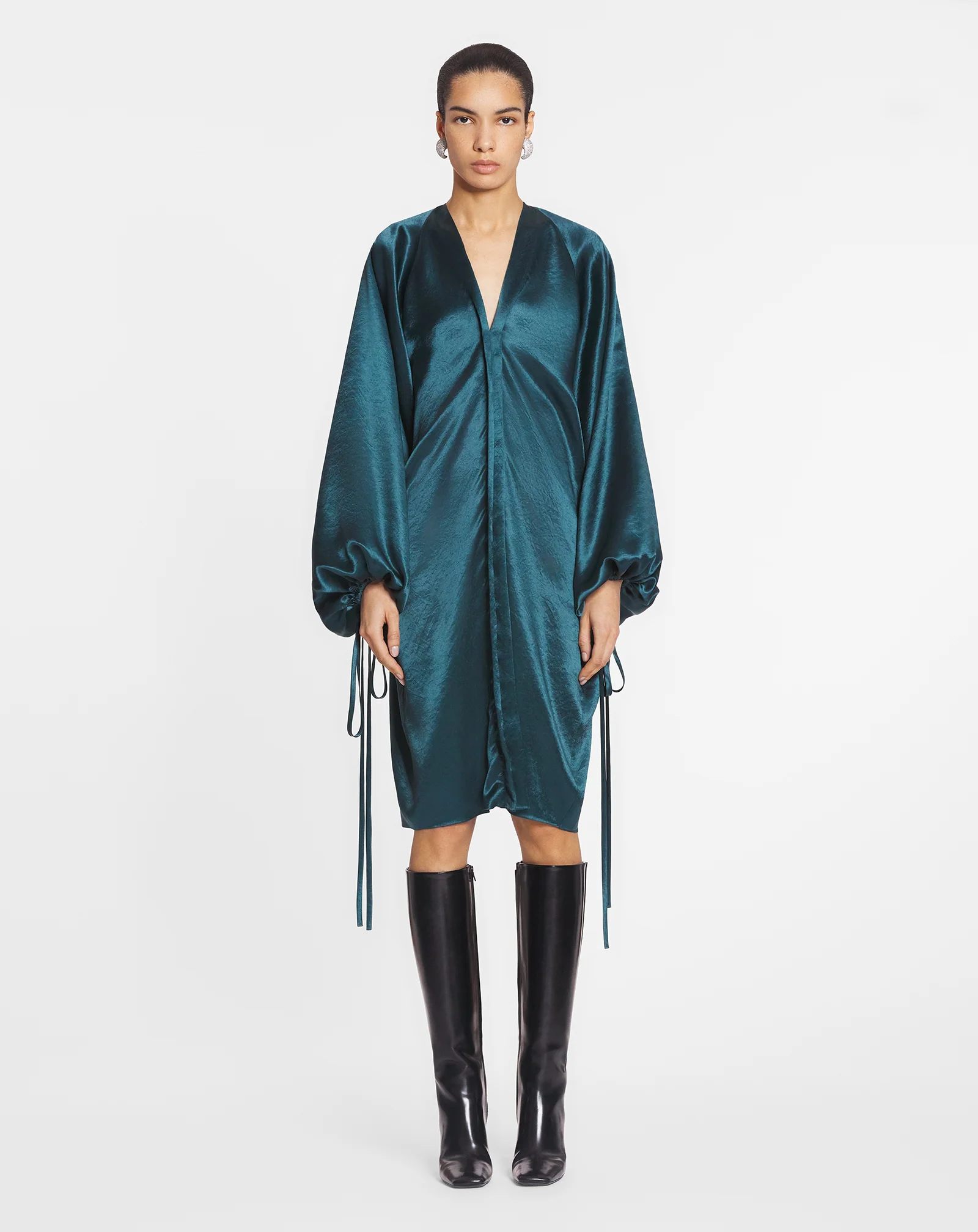 Balloon sleeve dress