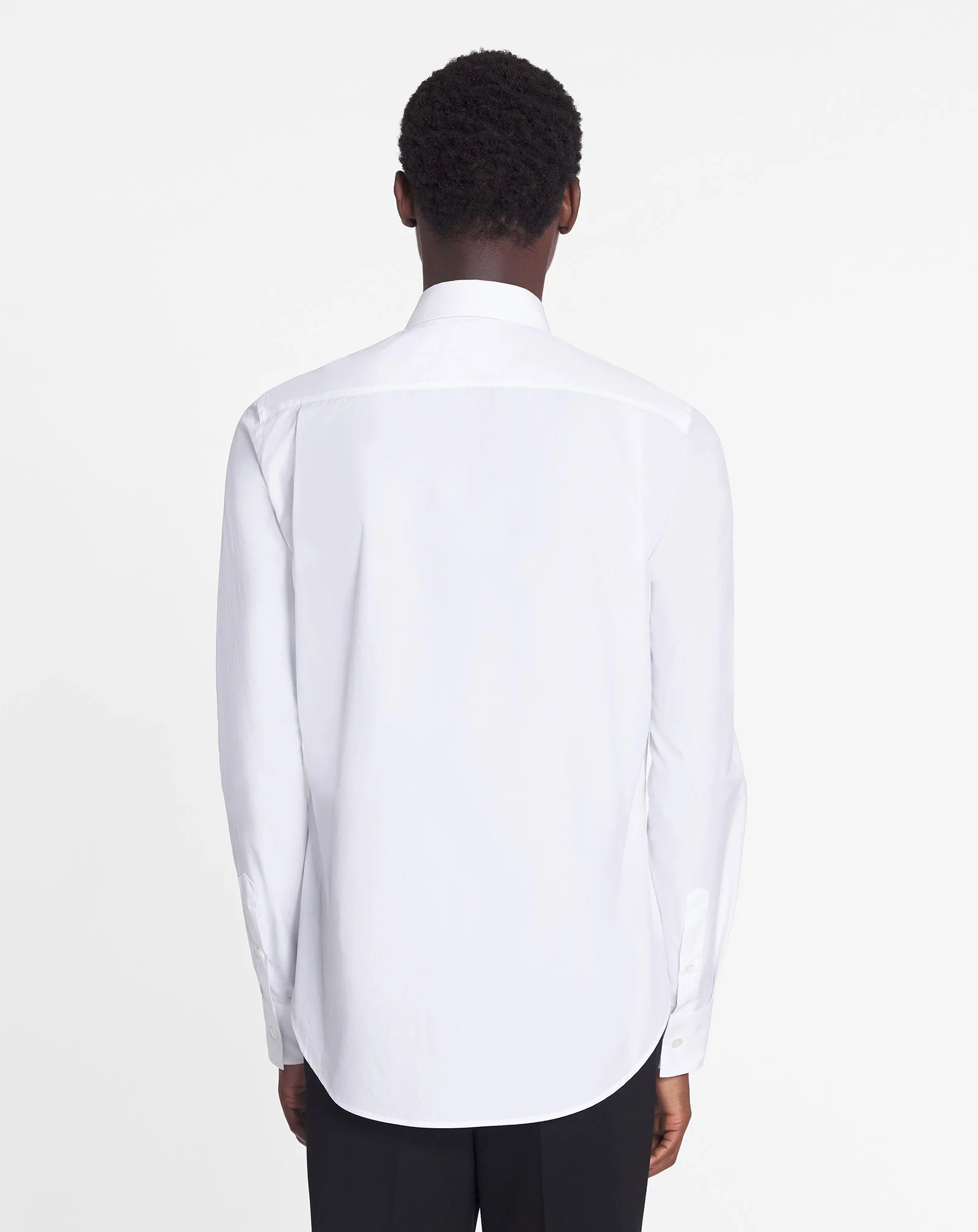 Fitted shirt with an embroidered bib front