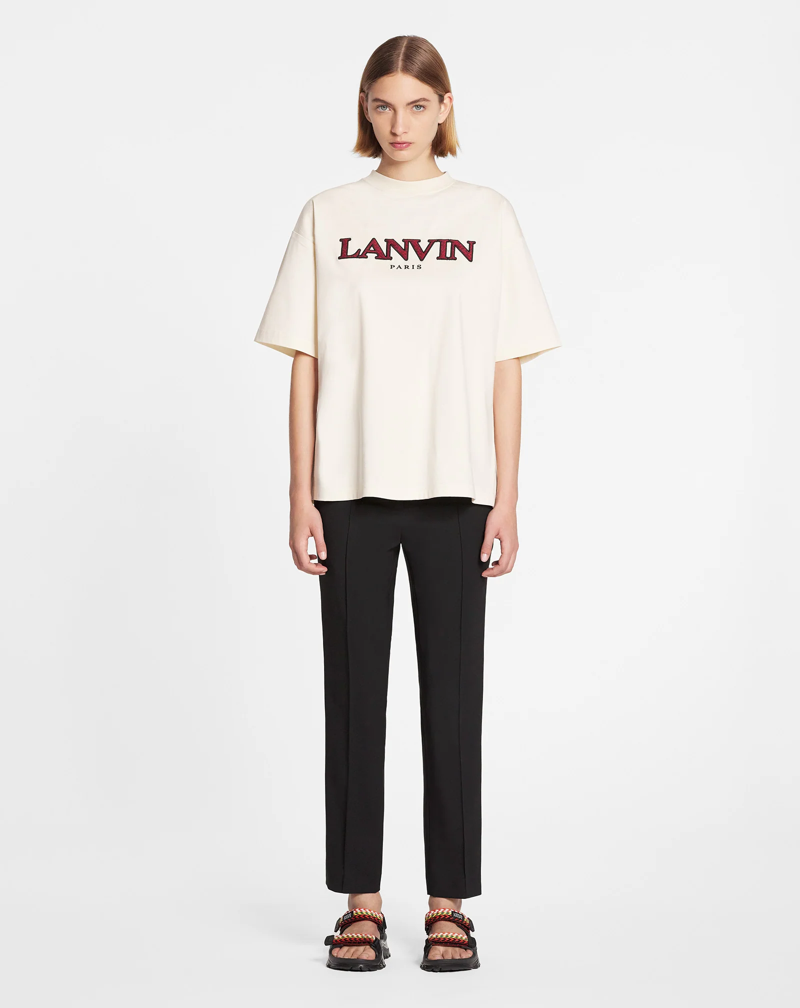 Oversized embroidered curb t-shirt